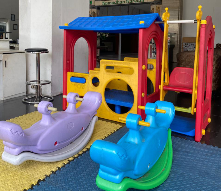 facilities4
